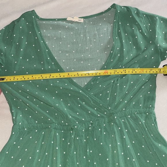 Green & White Polka Dot V-Neck Dress with Drawstring Waist - Picture 4 of 8